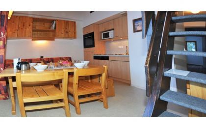 Mezzanine 2p