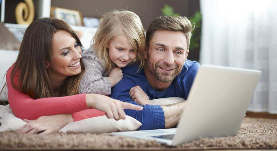 family booking computer
